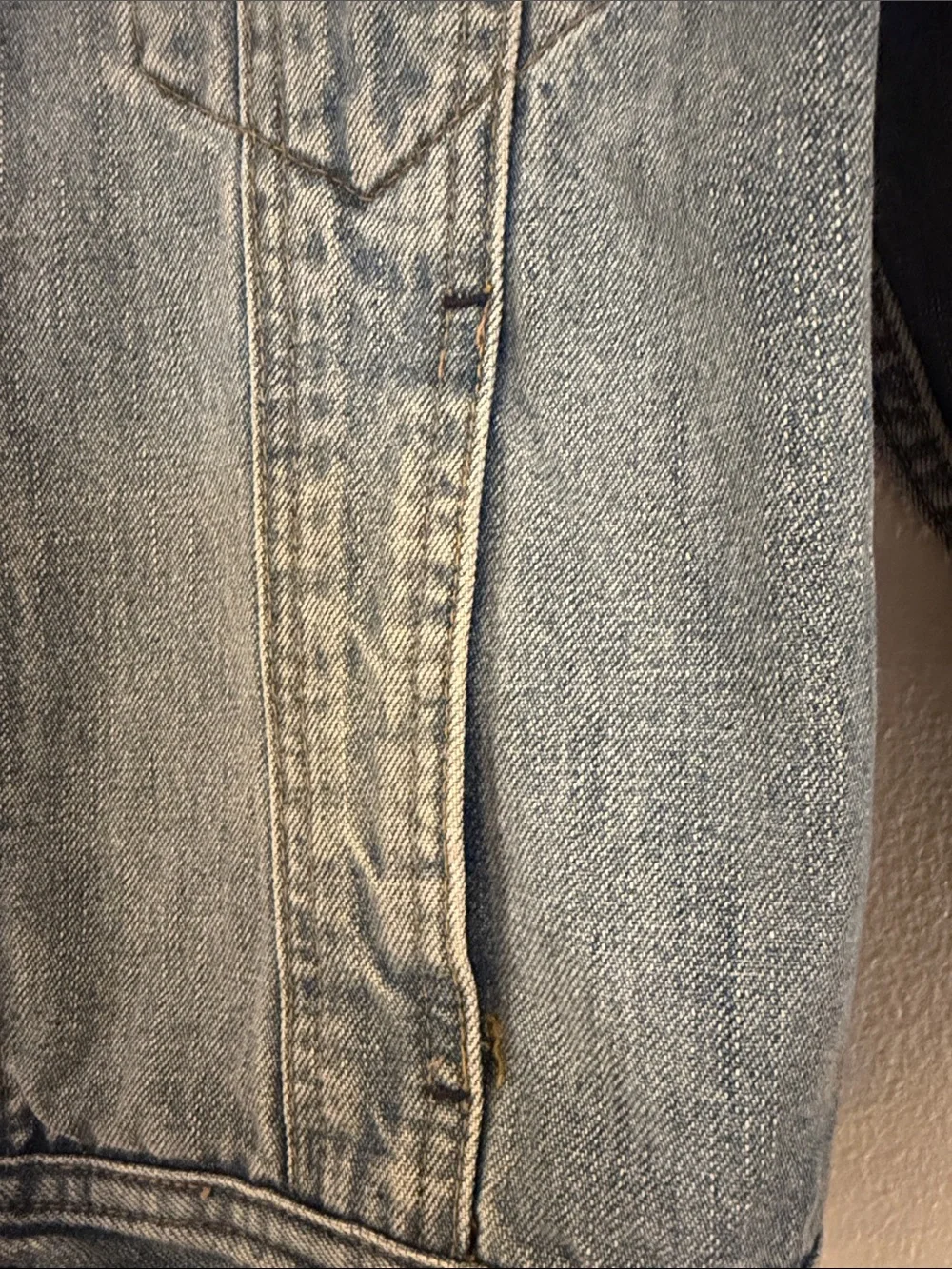 Vintage Kid’s Gap Blue Denim Jean Jacket - Size M (7-8)